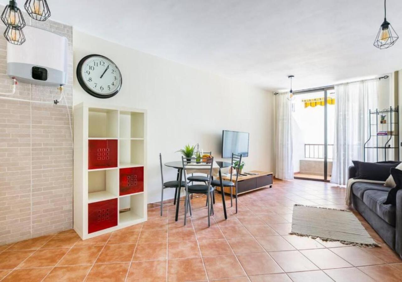 Cosy Apartment In Los Cristianos 5Min To The Ocean Екстериор снимка